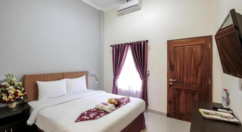 Malioboro Garden Hotel Yogyakarta Exterior foto